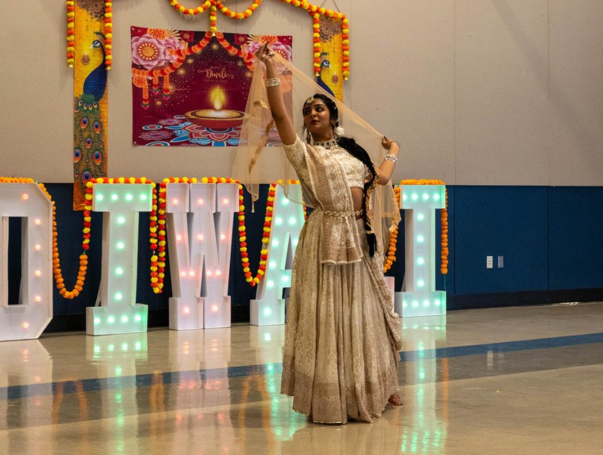 Traditional dancer at Diwali festival